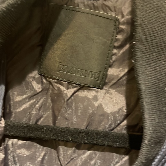 Women jacket - Picture 2 of 5